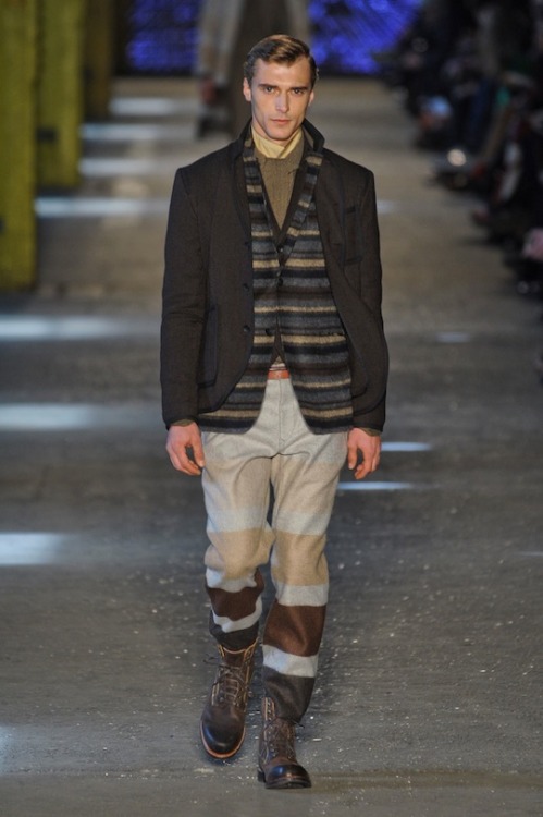 Rag and Bone mens fall 2012 what do I think? It&rsquo;s effing amazing, I can&rsquo;t get en