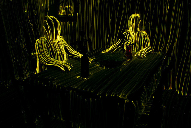 photojojo:  Janne Parviainen traces every object in a room with light, creating