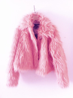 catchinghaloes:  my pink furrrrr mm 