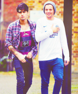 1dbromance:  →