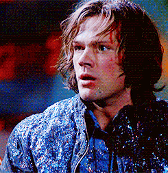 queenmargaerie:  #i have never seen such a large man #covered in so much glitter #WITH A LOOK OF PUR