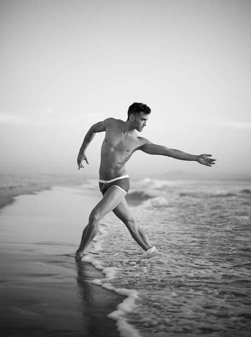 thefreshmanwear:  Maxime Dereymez 