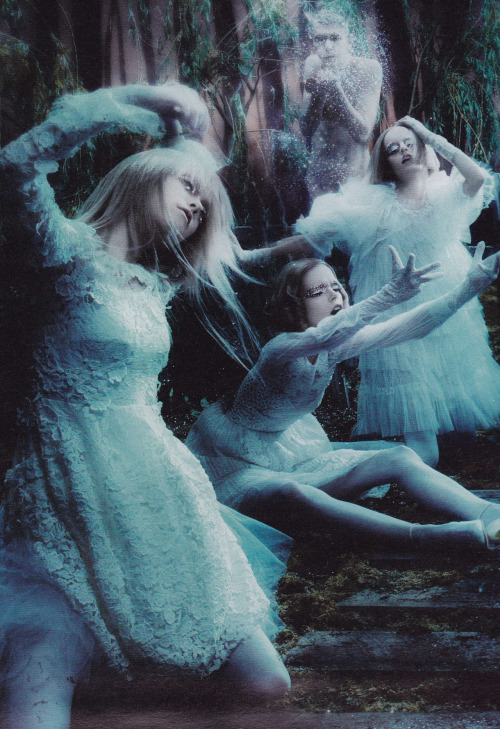 stopdropandvogue:  Hanne Gaby Odiele, Peyton Knight, and Meghan Collison in “Spellbound” for W Magaz