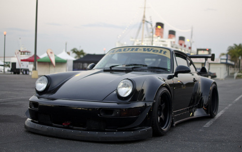 getamongst-it:  probably my fave RWB car