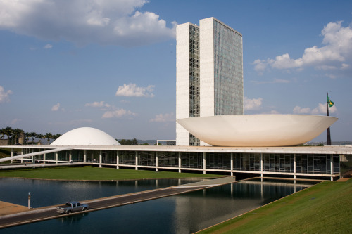 brazilwonders: National Congress - Brasília, Distrito Federal (by Visit Brasil)