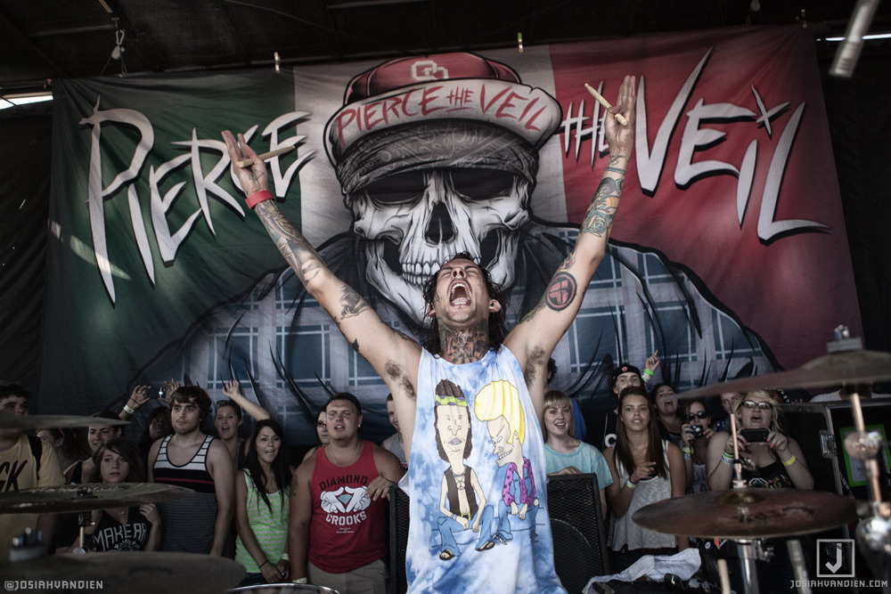 piercetheveil:  WARPED TOUR PHOTO DIARY- UNIONDALE &amp; HARTFORD.