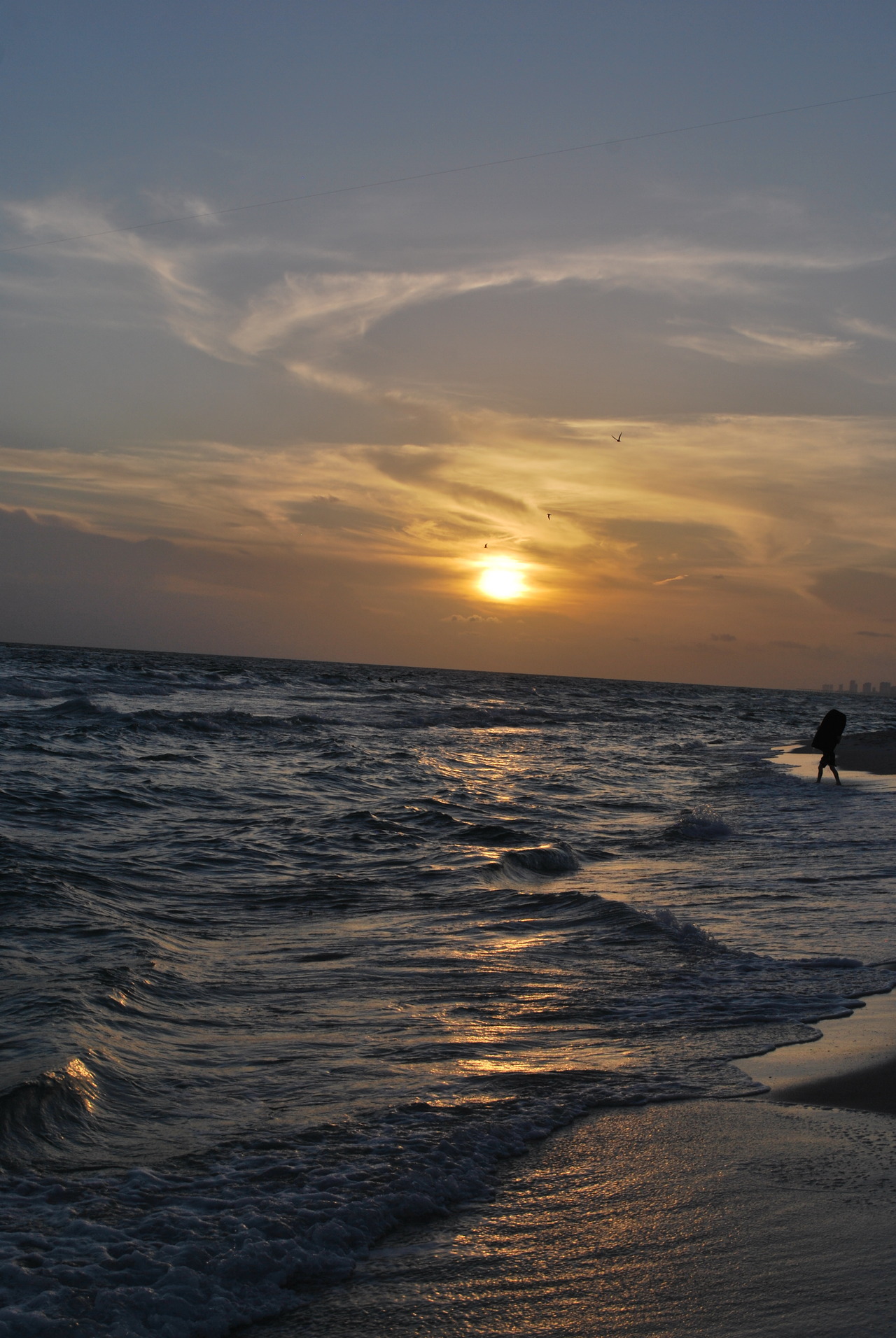 hoplesslyaromantic:  Florida Sunsets