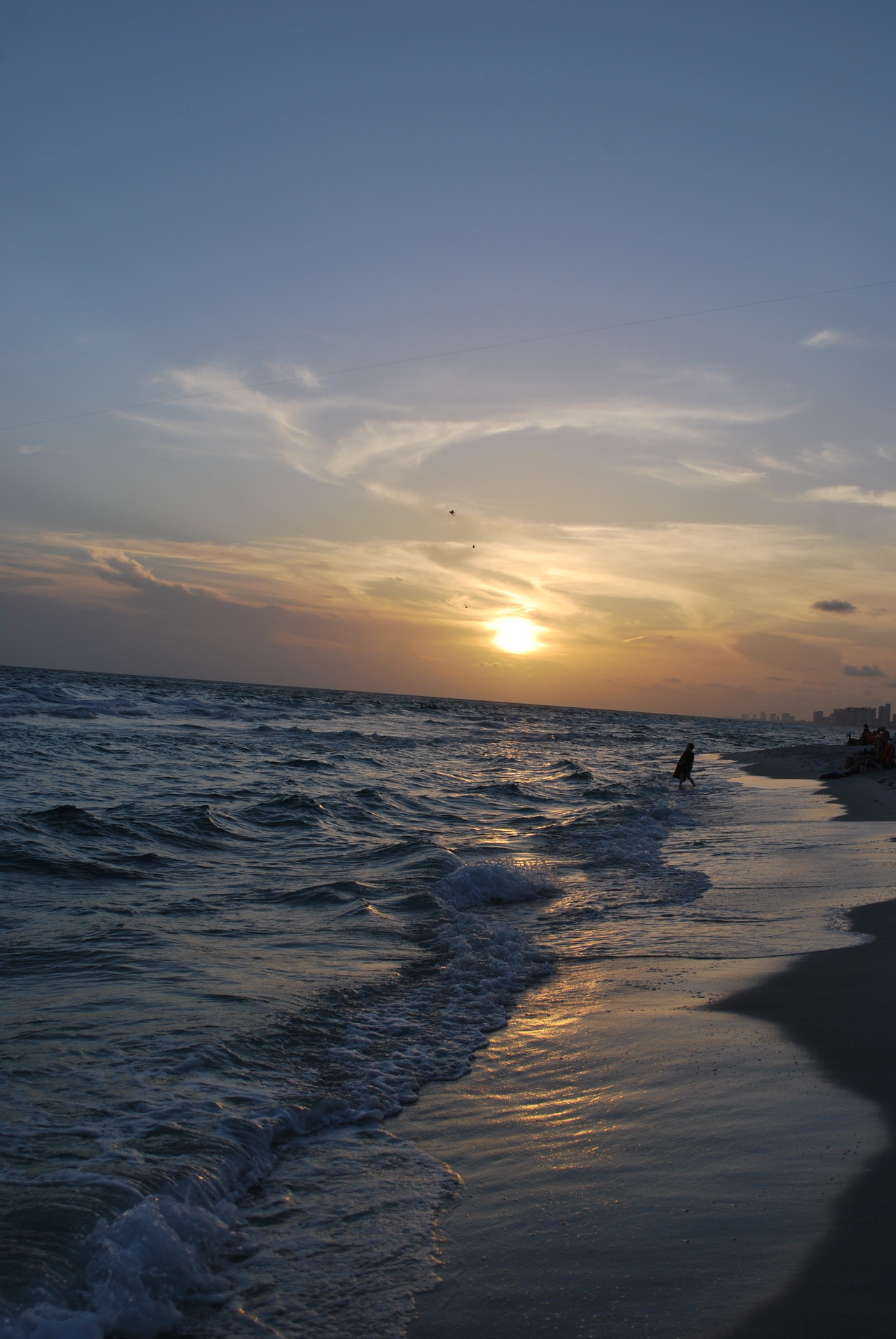 hoplesslyaromantic:  Florida Sunsets