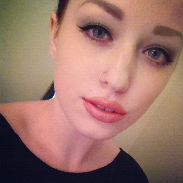 aman-duh:  What if I buzzed my hair.. (Taken with Instagram) 