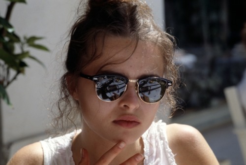 mistermicrocosm:  suicideblonde:  Helena Bonham Carter at the 1989 Cannes Film Festival  always reblog, I <3 u 