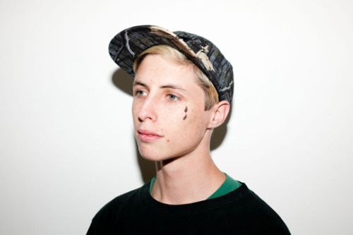 g0ld3n-w0lf:  lucas is a thug