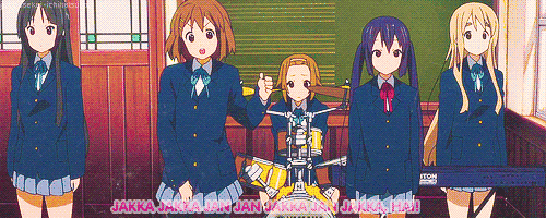 junjousekai-ichihatsukoi:  Yui: JAKKA JAKKA JAN JAN JAKKA JAN JAKKA, HAI! ♪