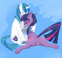 ponylicking:  Twi X Sh   ;9