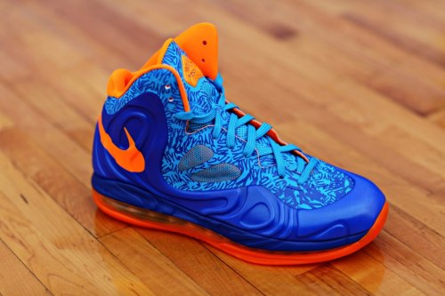 XXX Nike Air Max Hyperposite: Battle of the Boroughs photo