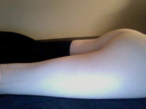 tush:  Still only one thigh high :P I don’t know where the other one is. 