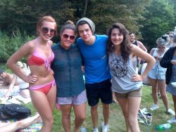 direct-news:  Harry with fans today (x)