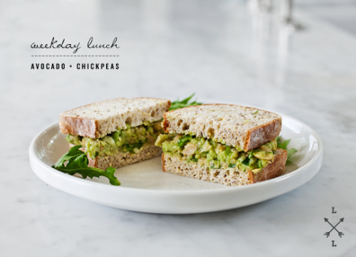 veganrecipecollection:  (via avocado & chickpea salad sandwich | Love and Lemons) 