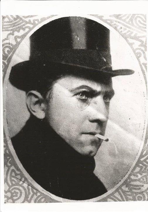 bela-lugosi-source:  Béla Lugosi at age 35 c. 1917 