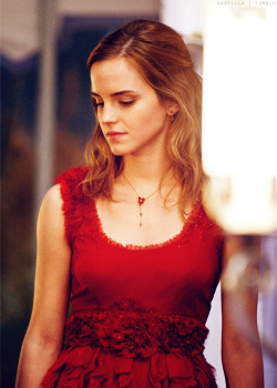 nabzilla:  8/100 Emma Watson 