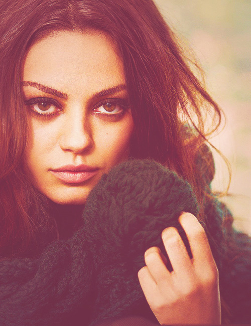 finncky:  » 10 /100 → Mila Kunis | R. Erdmann (Glamour)