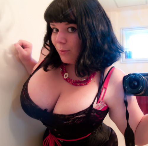 XXX underbust:  Derp.  **Out of camera remote photo