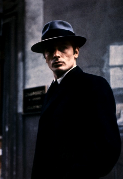 hobnobnoir: Alain Delon in Le Samouraï Dir. Jean-Pierre Melville1967