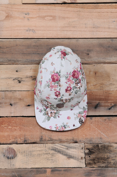w-tang:  Sly Guild Floral Rose Five Panel http://slyguild.com/
