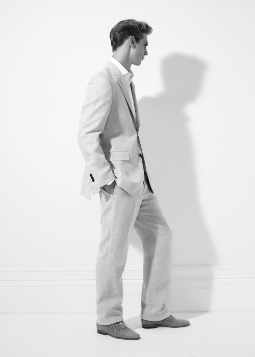 garcon-portraits:  Jeremy Dufour for Aquascutum SS08 
