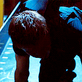 notbartonismsnowgoaway-blog:  Jeremy Renner as Hawkeye in The Avengers 
