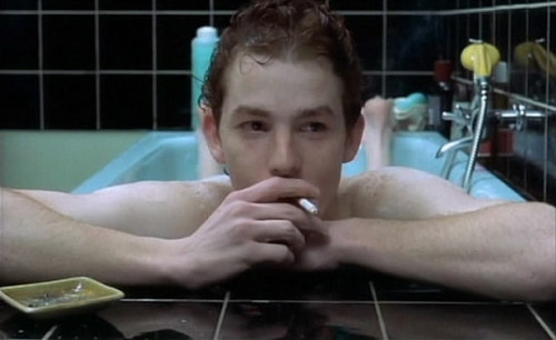 magic-of-cinema:  Gouttes d’eau sur pierres brûlantes 2000 / François Ozon 