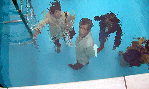 asylum-art:  Leandro Erlich - Swimming Pool Leandro Erlich, Argentina b.1973 Swimming