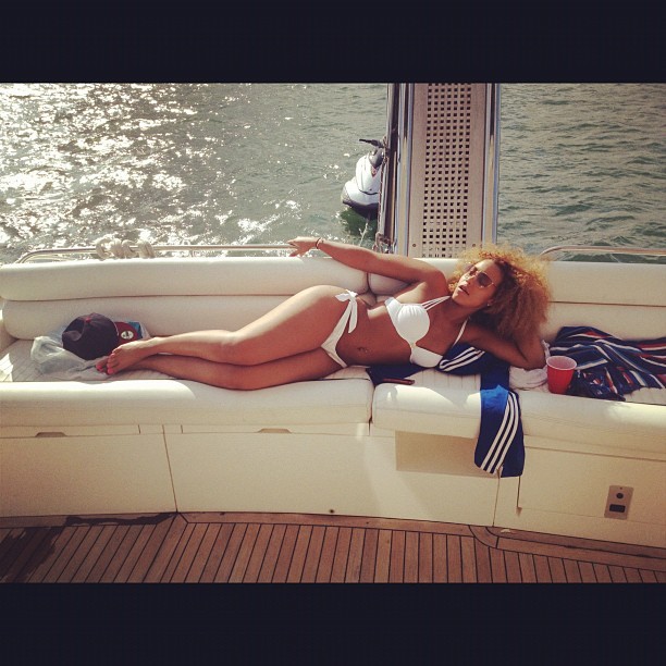 allthickwomen:  Karry Frenchy 