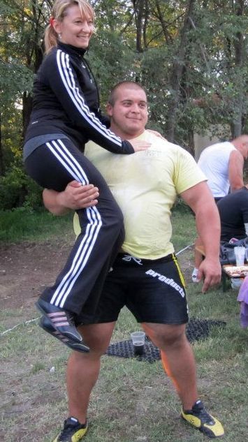 superbears:  WANT CUTE BOY