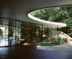 Oscar Niemeyer, Canoas House, 1953.