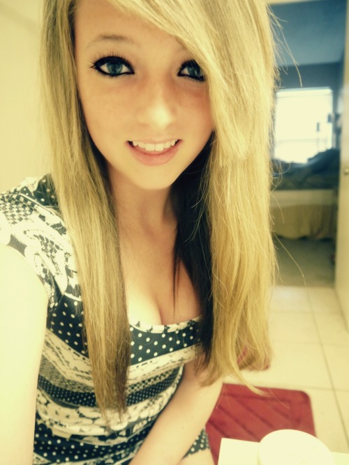 highsanity:  the ‘i’ in barbie? yea that’s me.  