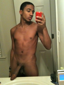 Nude Selfshots of Black men