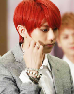 yeoljeemin:  Hyunseung :]] 