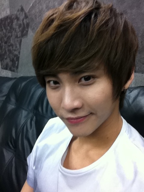 mr-cloud-prince:  Happy Birthday Bob! You will forever be one of my biases :3