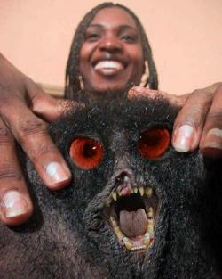 jaynunya:  hotblackgirls:  http://hotblackgirls.tumblr.com I can’t stop laughing at this!  That shit scared the fuck out of me 