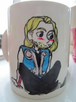 SO APPARENTLY I WILL HAVE TO DO THIS THING ONE BY ONE. OKAY THEN.  Thorki Mug #2