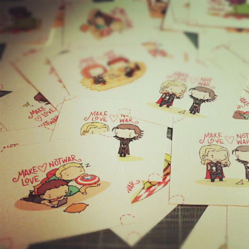 [Avengers postcards] Everything&rsquo;s printed, cut and ready to ship! :) I&rsquo;ve just s