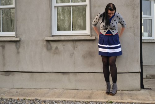 Black tights, navy dress and grey heels