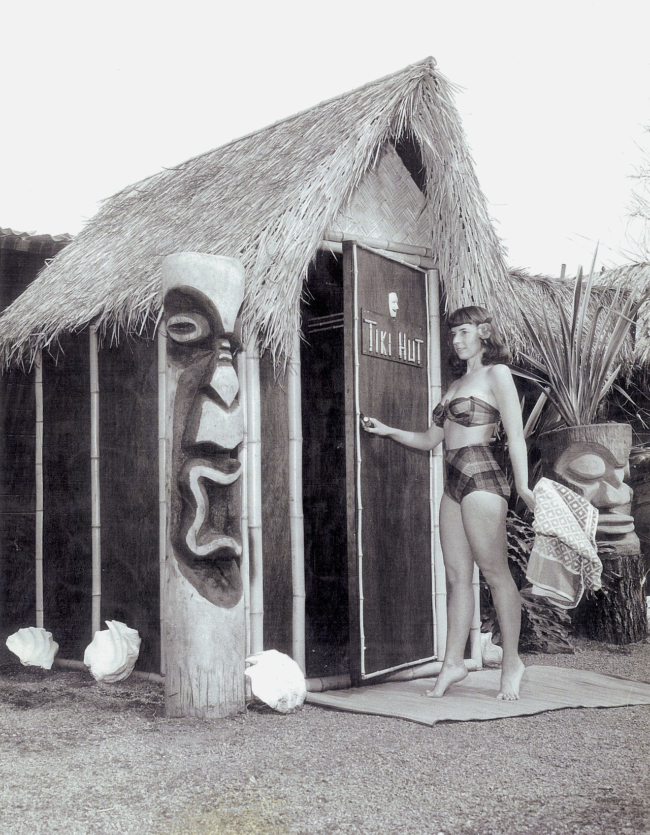 fuckyeahtiki:  Tiki Hut via Tiki Modern by Sven Kirsten 