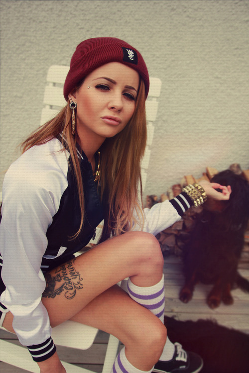 emmanuelidowu:  Girls that wear beanies. 