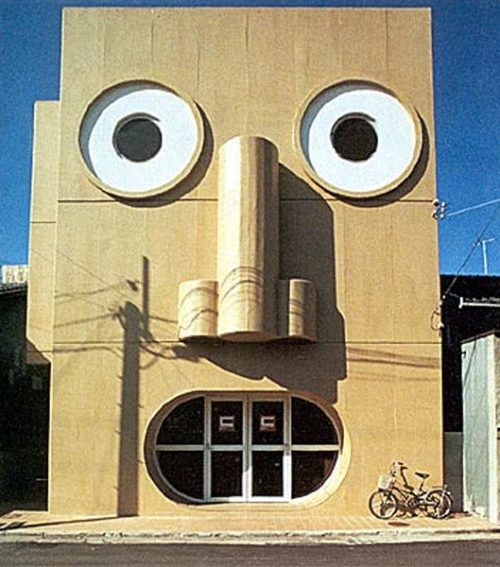 samaralex:A collection of horrified buildings.WHAT HAVE THEY SEEN