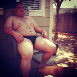 wolfilmmaker:  Relaxing out back while @jda525600