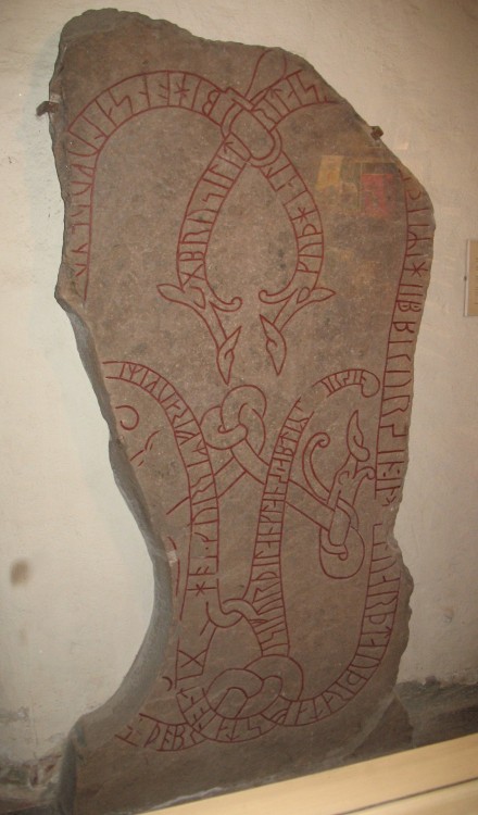 The runestone Gs 13 documents an early 11th century Swedish Viking who died in Finland, perhaps duri