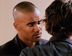locationpigfarts:  Morgan &amp; Reid watching each other walk away. 