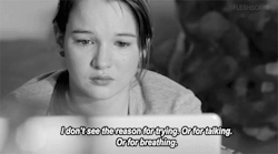 whatsernameeee:  ahahaha y me fui a la mierda con este gif :)