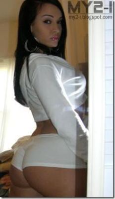 Thickass:snowman-Que:that Azz Is Perfect She Got The Guys Going H.a.m.(Hard As Muthafucka)Snowman-Que.tumbrl.com-For